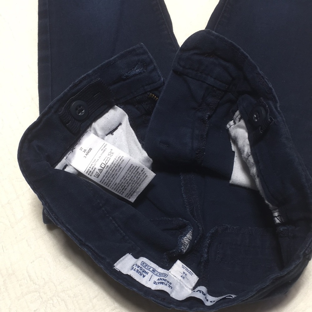 3T (4/$20) Skinny Stretch by Old Navy - Picture 9 of 15